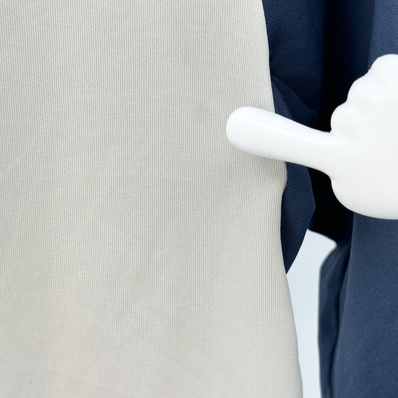 Patagonia Kids Capilene Silkweight Long Sleeve Shirt Medium 10 Cream Navy Retro - Picture 4 of 6